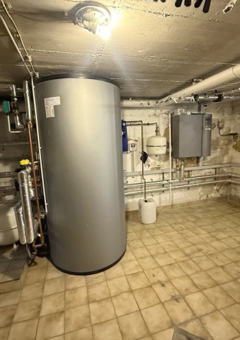 Waermepumpe-mit-Solarthermie-Anlage-Bestand